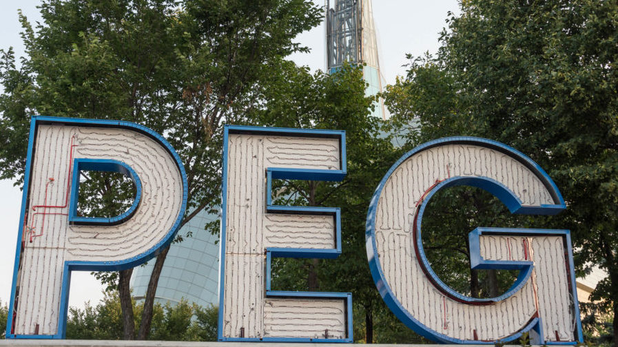 Winnipeg sign installation