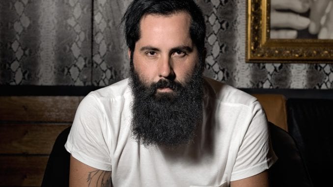 bearded-1903465_1920