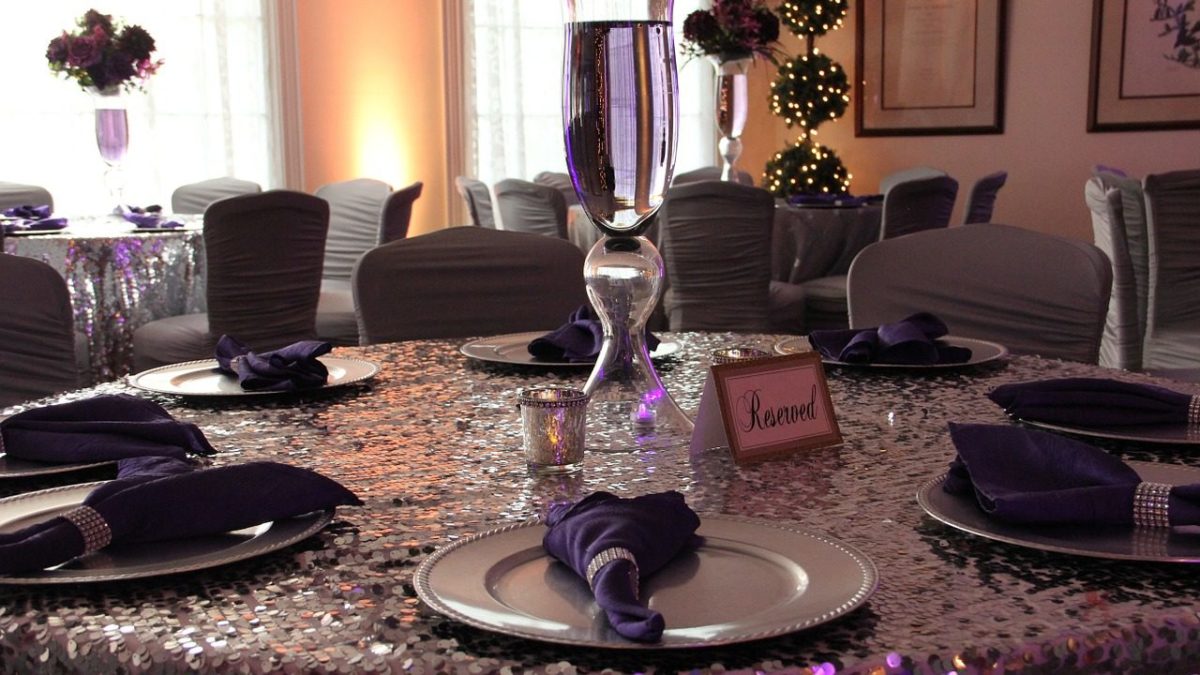 Time Between Ceremony and Reception Extended to Torture Wedding Guests