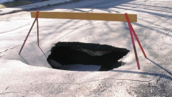 pothole-e1504660509625