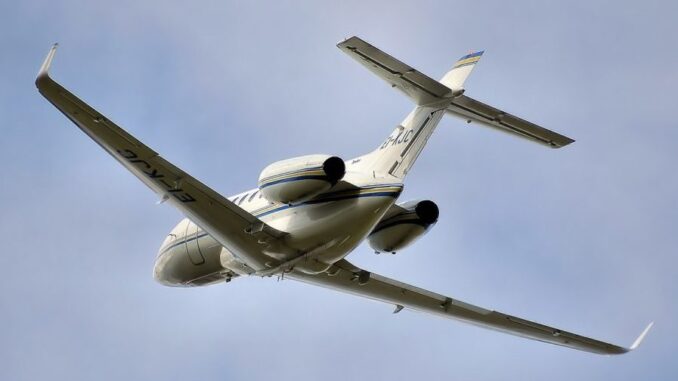 airplane-e1504136359532